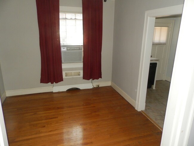 Foto del edificio - 109 Westmoreland Ct