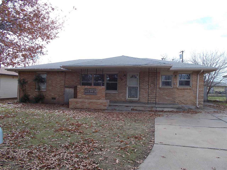 2618 NW Lindy Ave, Lawton, OK 73505 House for Rent in Lawton, OK