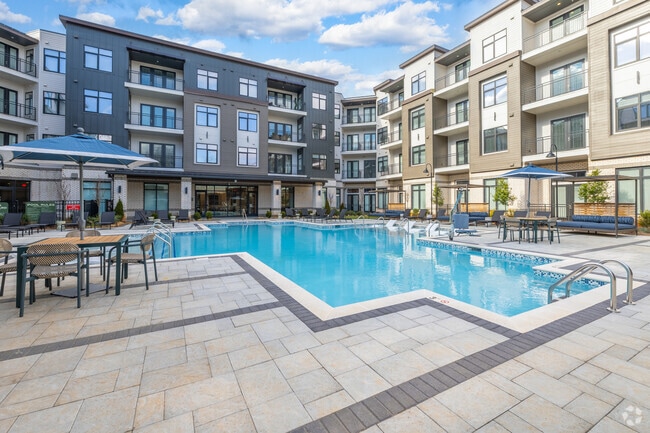Pool - The Rowan Apartments