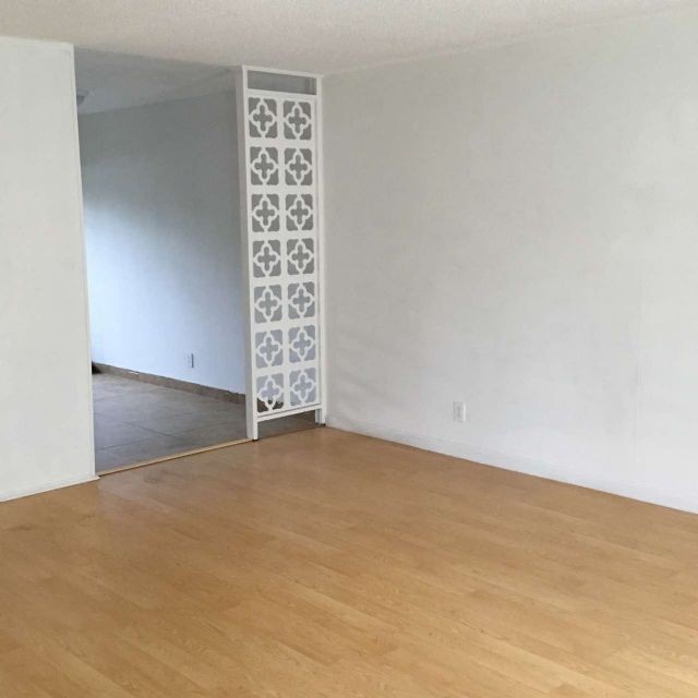 Building Photo - Condo For Rent in Stockton
