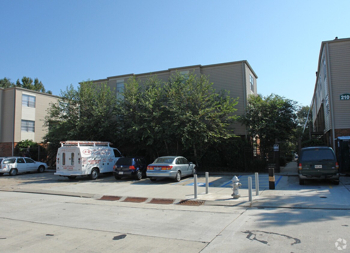 2109 Richland Ave, Metairie, LA 70001 2109 Richland Ave Metairie, LA