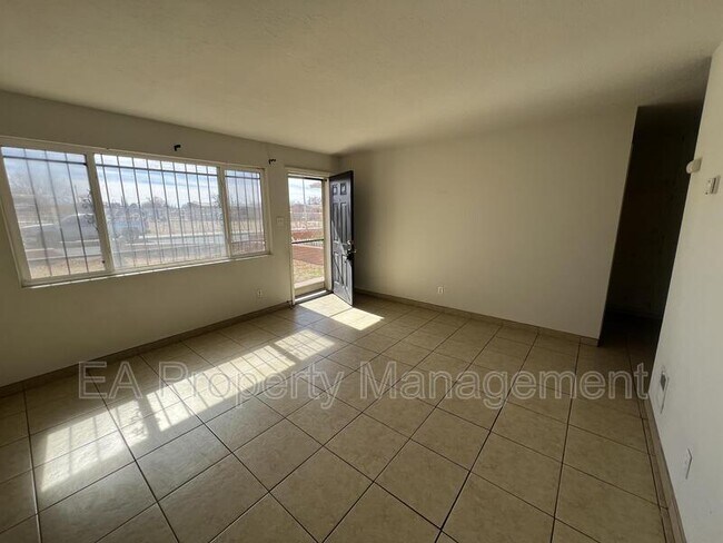 Foto del edificio - 7013 Trumbull Ave SE