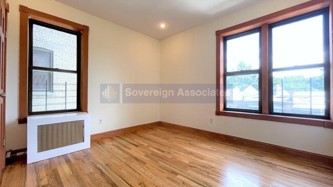 Building Photo - 289 Convent Ave