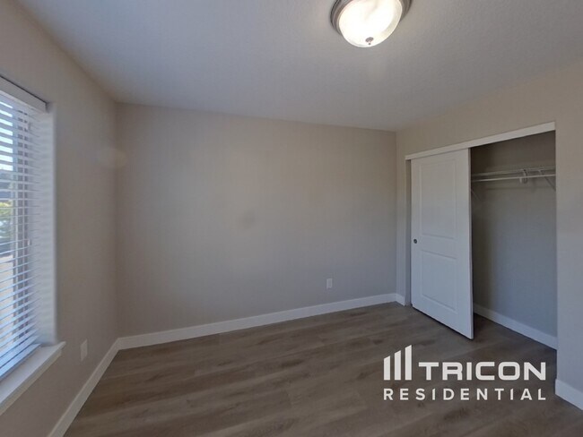 Foto del edificio - 5202 NE 56th St