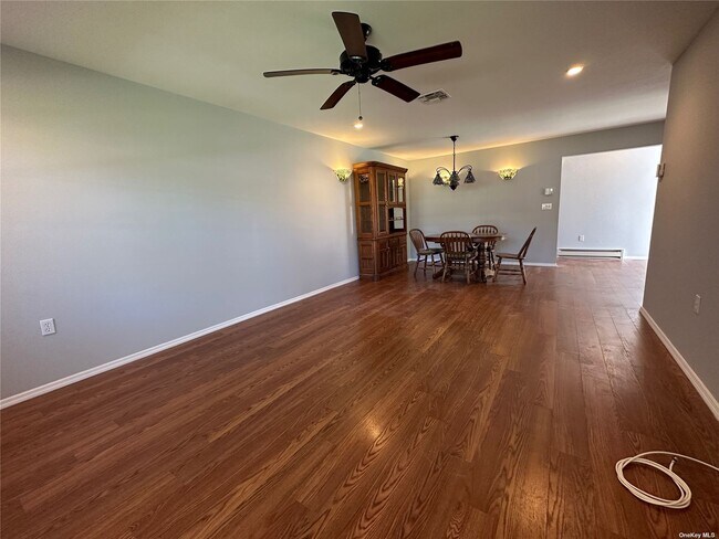 Building Photo - 36 Revere Dr