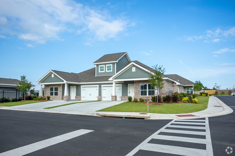 Cottages Of Schillinger Pointe
