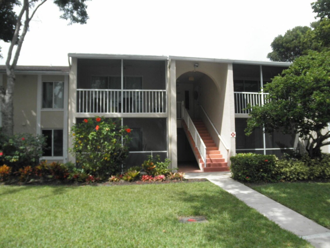 13830 Oneida Drive D1 Delray Beach FL 33446 - 13830  Oneida Drive D1 Delray Beach FL 33446