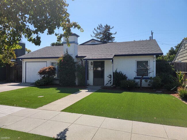Foto del edificio - 4 br, 2.5 bath House - 1019 Inverness Drive