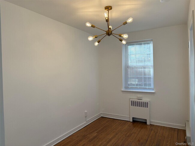 Foto del edificio - 291 Manville Rd