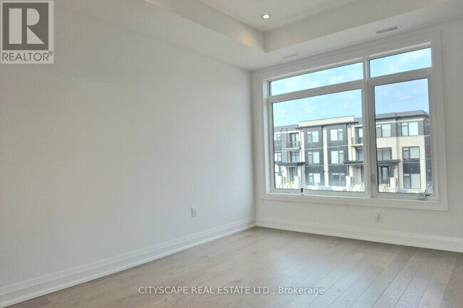 Building Photo - 3182 Sixth Line