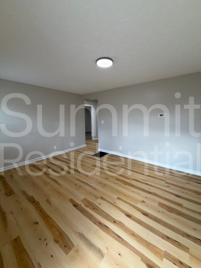 Foto del edificio - 3005 Linwood Ave