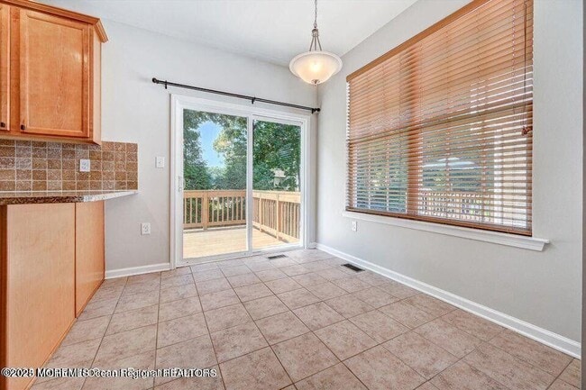 Foto del edificio - 245 Chickadee Ct