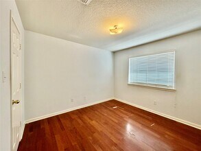 Building Photo - 21306 Walden Grove Ln