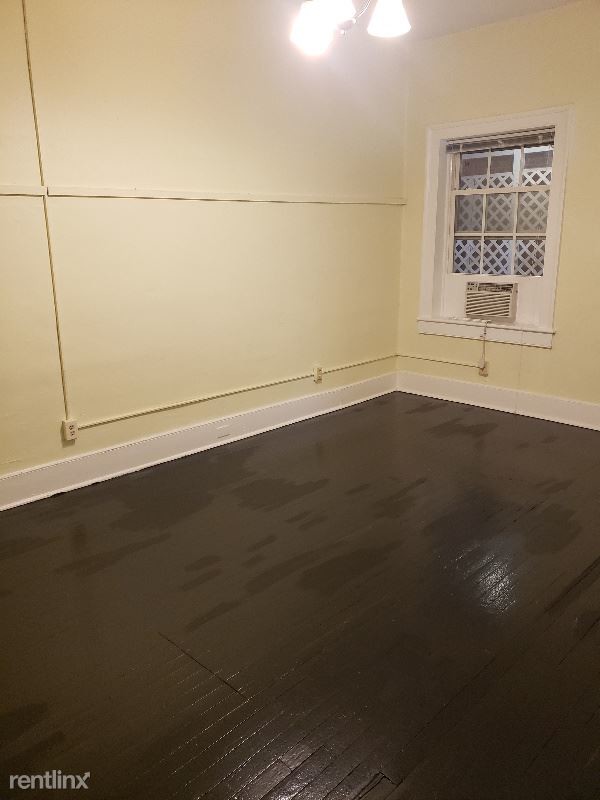 Building Photo - 1 br, 1 bath Apartment - 8 N Main St B Unit B