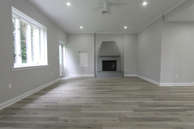 Foto del edificio - Stunning House on the Grounds of the Awbury Arboretum (3BD/2.5BT)