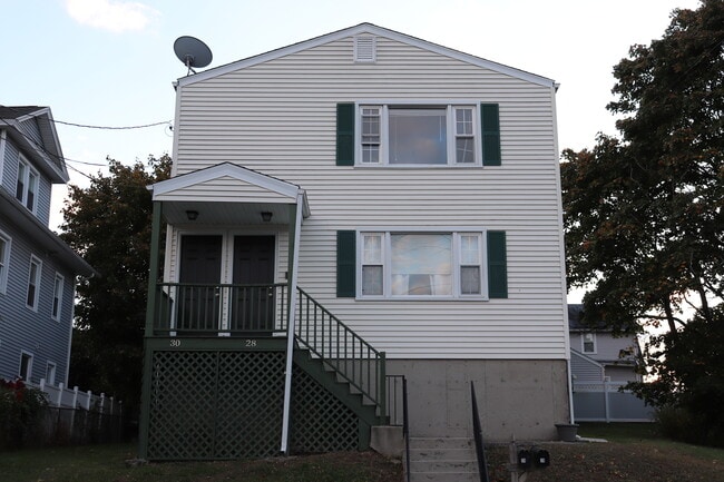 Building Photo - 30 Riverside Dr