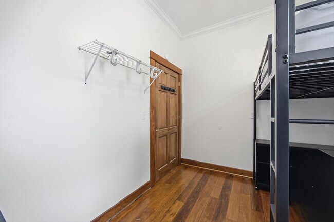 Foto del edificio - 823 McCallie Ave