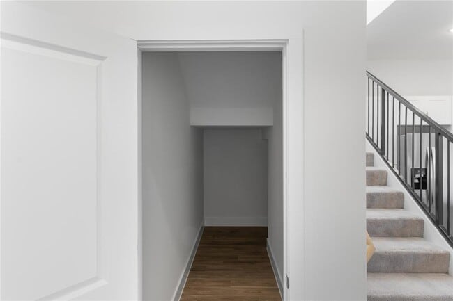 Building Photo - 18531 Kyle Seale Pkwy