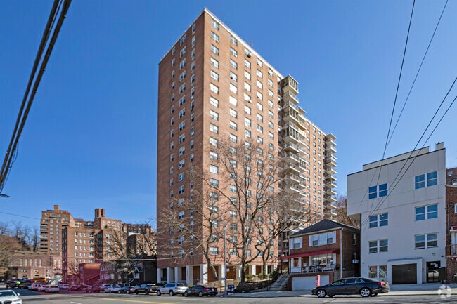 Building Photo - Orloff Towers