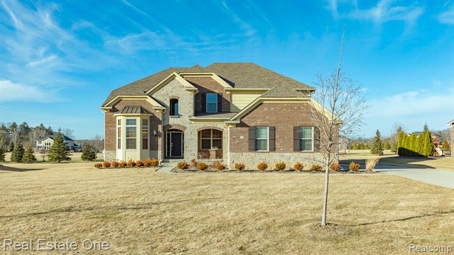 Building Photo - 101 Oakland Crest Dr