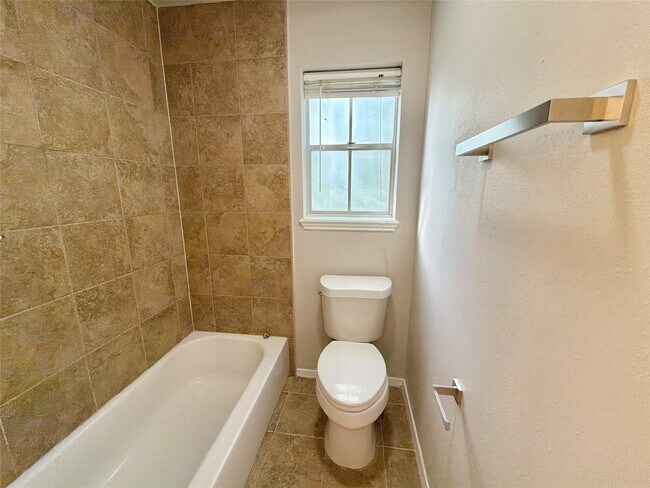 Foto del edificio - 857 Wax Myrtle Ln