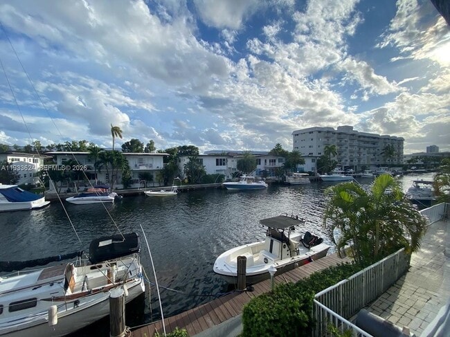 Building Photo - 3702 NE 171 St