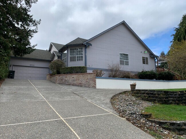 Foto del edificio - Well maintained 3 bed 2 bath rambler home in quiet Zenith neighborhood in Des Moines