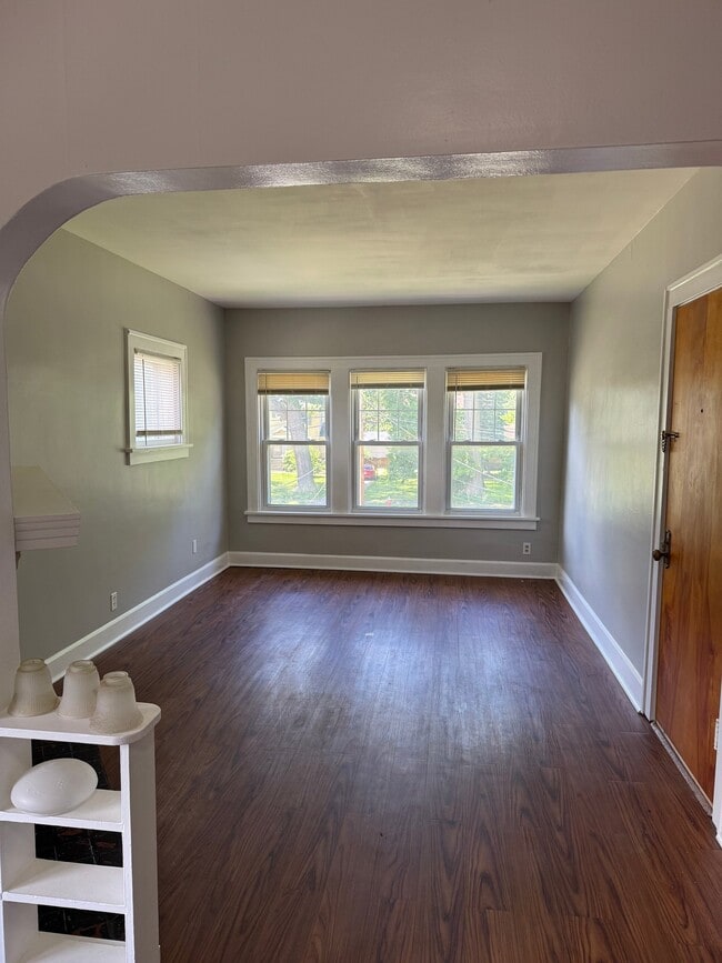 Building Photo - 3809 W 152nd St