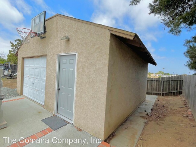 Building Photo - 3 br, 1 bath House - 4167 Clairemont Drive