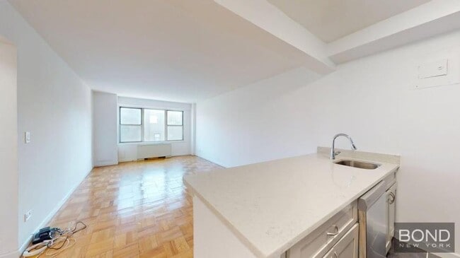 Foto del edificio - 1 bedroom in NEWYORK NY 10014