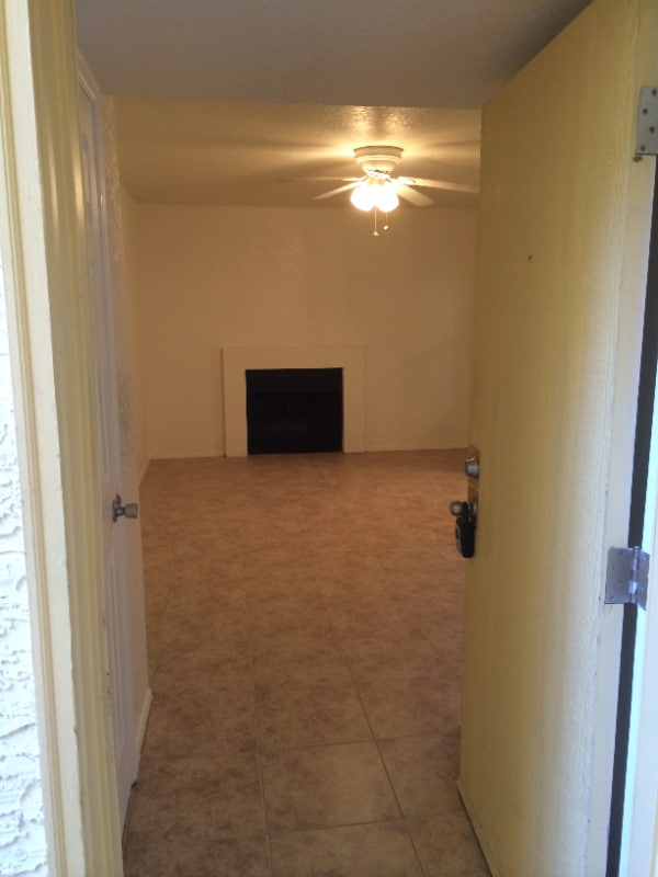 Photo - 1101 S Sycamore Apartment