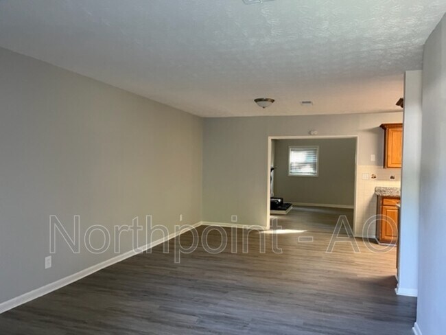Building Photo - 8789 Ashton Rd