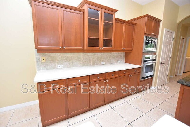 Building Photo - 3203 Highlands Lakeview Cir