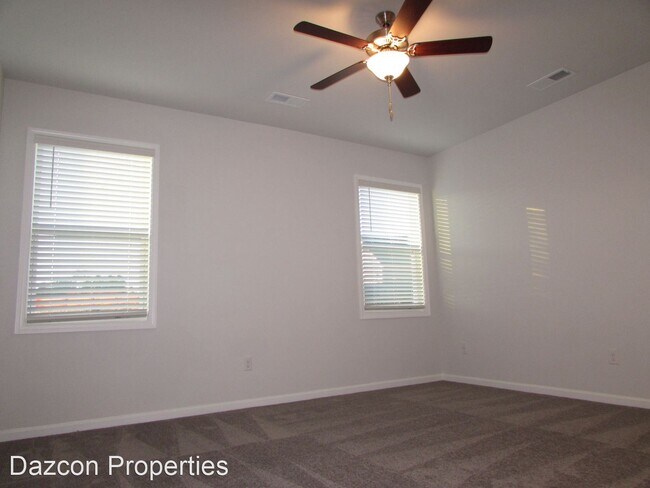 Foto del edificio - 4 br, 3 bath House - 3730 Berry Drive