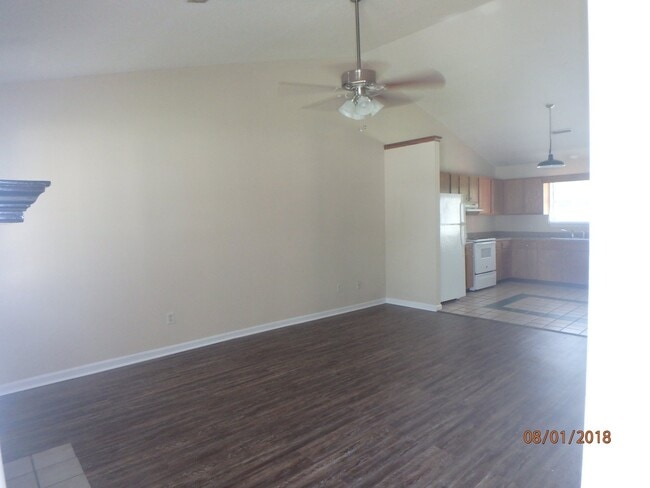 Building Photo - 218 Wyndham Cir