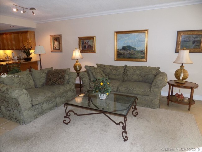 Foto del edificio - 4000 Cypress Grove Way
