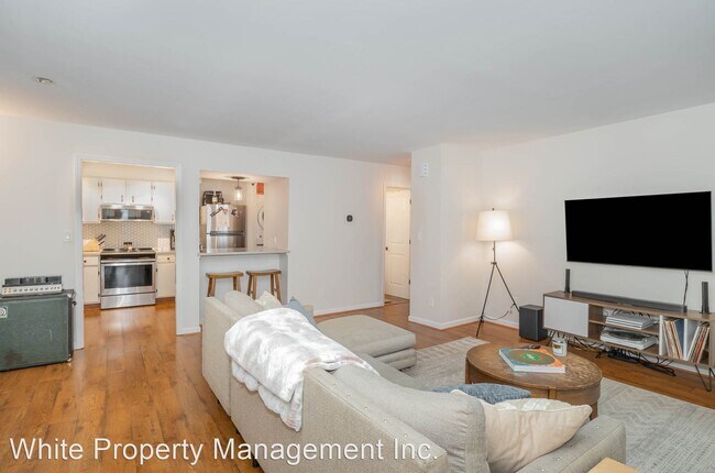 Foto del edificio - 1 br, 1 bath House - 1052 Churchill Downs ...