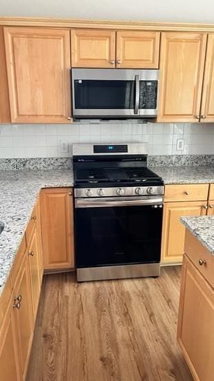 Building Photo - 905 Santa Anita Dr