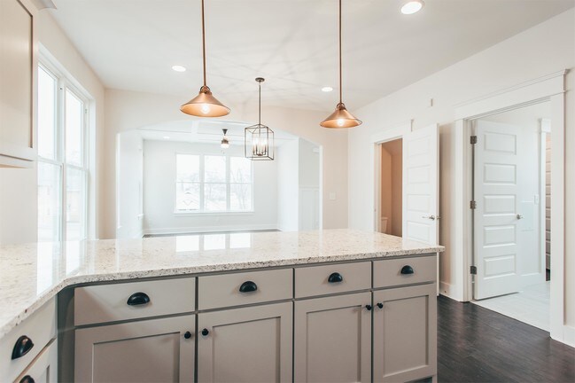 Foto del edificio - 2132 15th Ave N