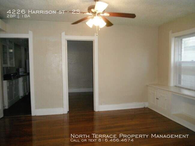 Building Photo - 4226 Harrison St - 2S - 2 beds, 1 full bath