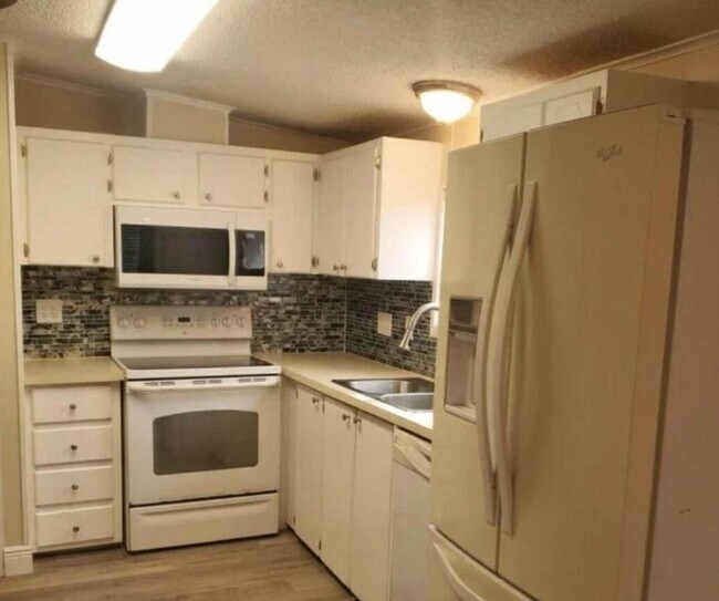 Foto del edificio - 19418 Saddlebrook Ct
