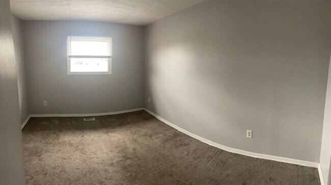Building Photo - 927-933 Weston Court Vandalia, OH 45377