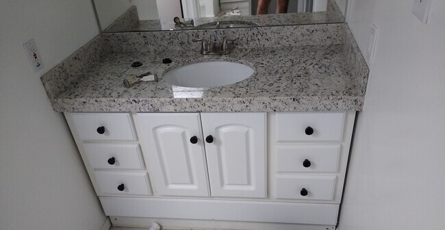 Baño con encimeras de granito - 11257 S Cedar View Cir