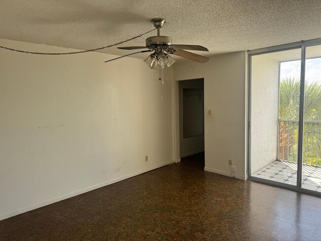 Building Photo - 3141 NW 47th Ter