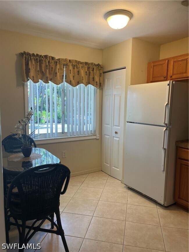 Foto del edificio - 3001 Sandpiper Bay Cir