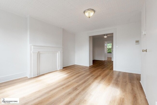 Building Photo - 122 President St