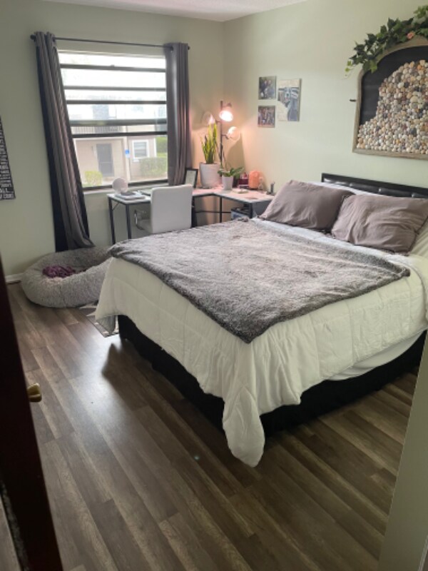Foto principal - 1070 Ellen Ct