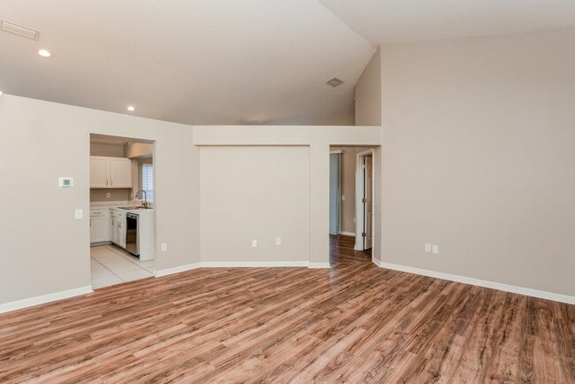 Building Photo - 1010 Cristelle Jean Dr