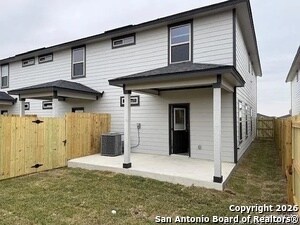 Building Photo - 8315 V. Pisa