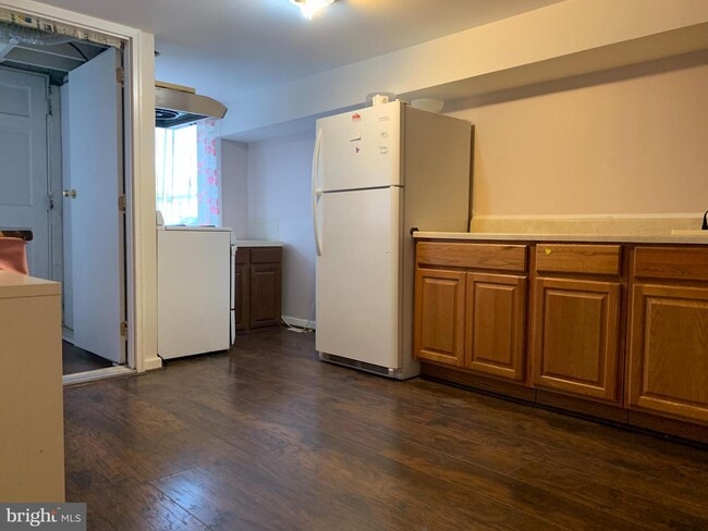Building Photo - 1265 Vogt Ave